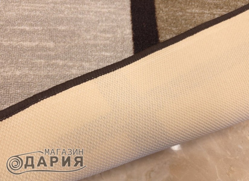 Мокетен килим ERIKA 8010 beige/green