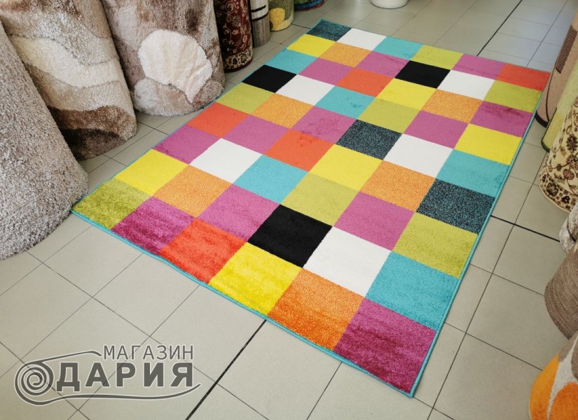 Тъкан килим PLAY 08AMP
