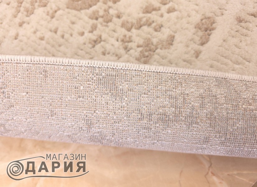 Тъкан килим KAVITA 723 cream/beige