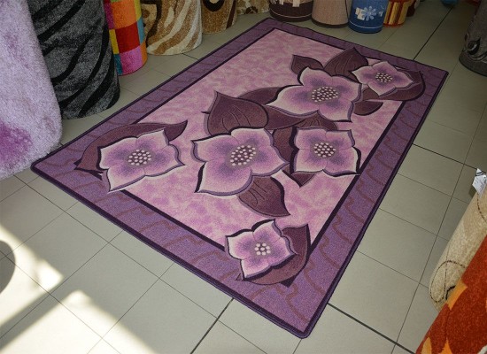 Мокетен килим 78 violet