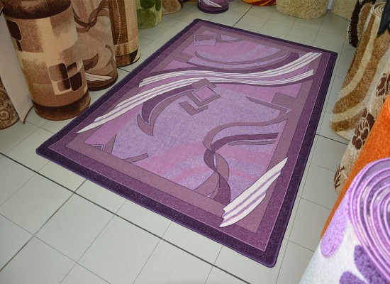 Мокетен килим 79 VIOLET